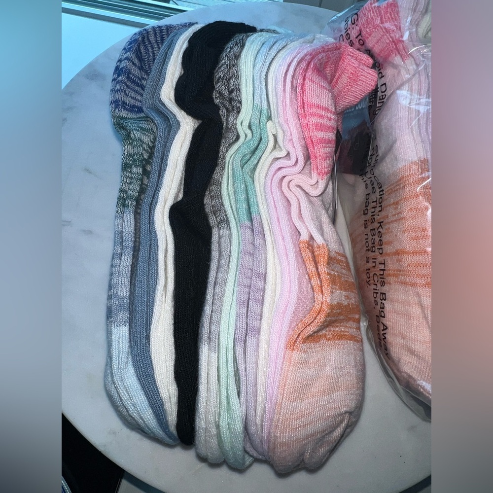 40 Pairs Women's Socks Size 4-10